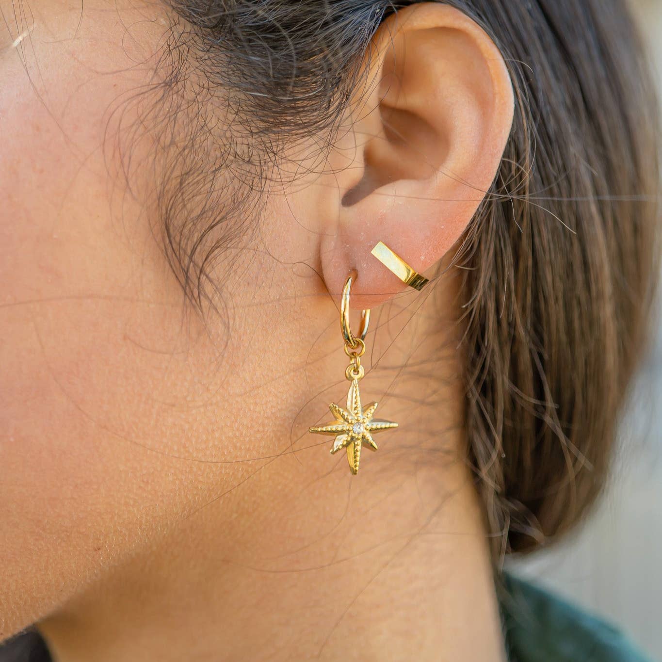 Earrings Huggie Square