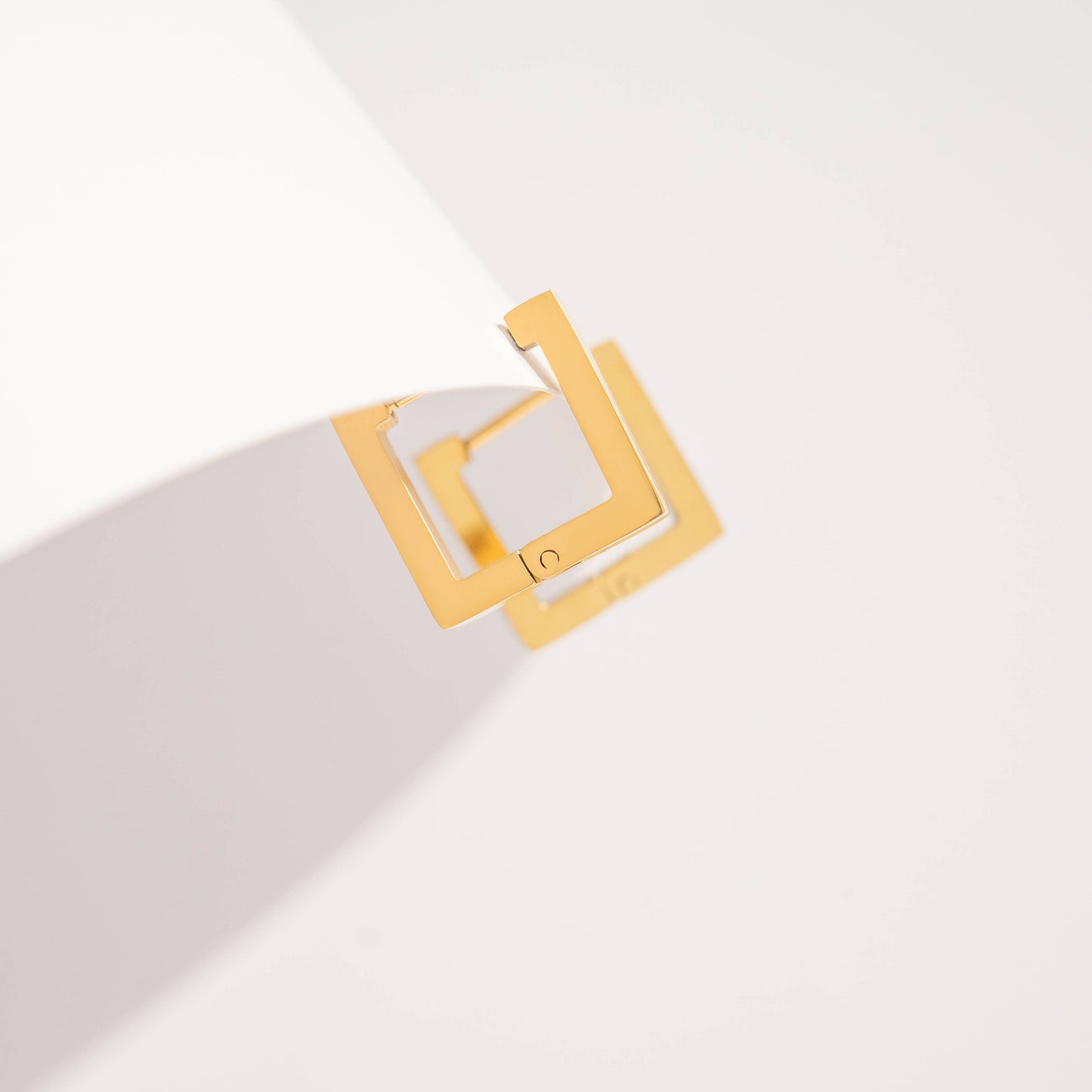 Earrings Huggie Square