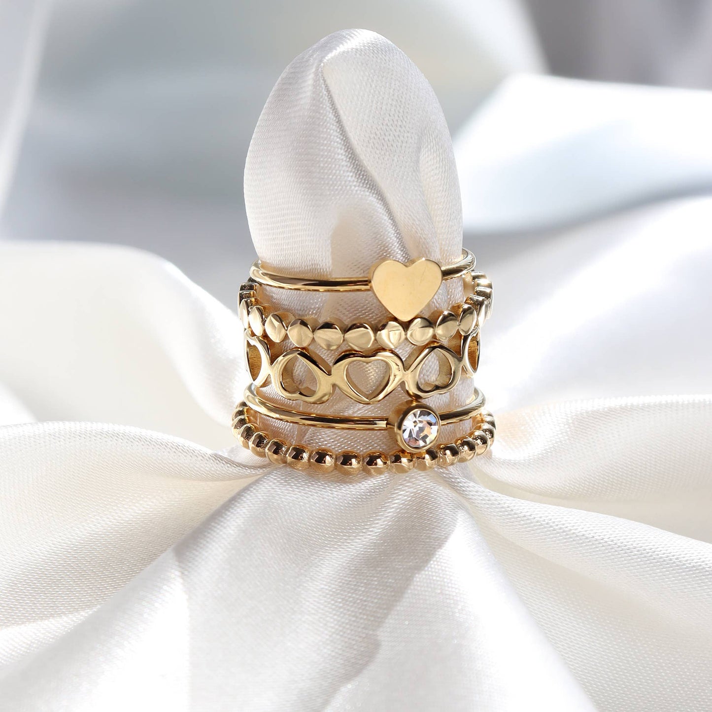 Ring Alternating Heart Stacking
