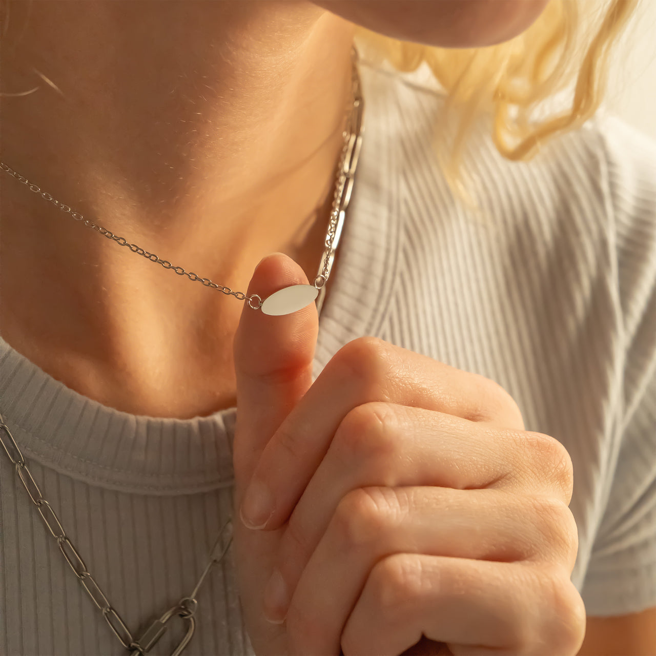 Necklace Simple Bar