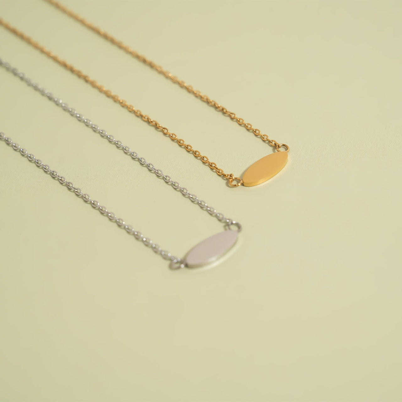 Necklace Simple Bar